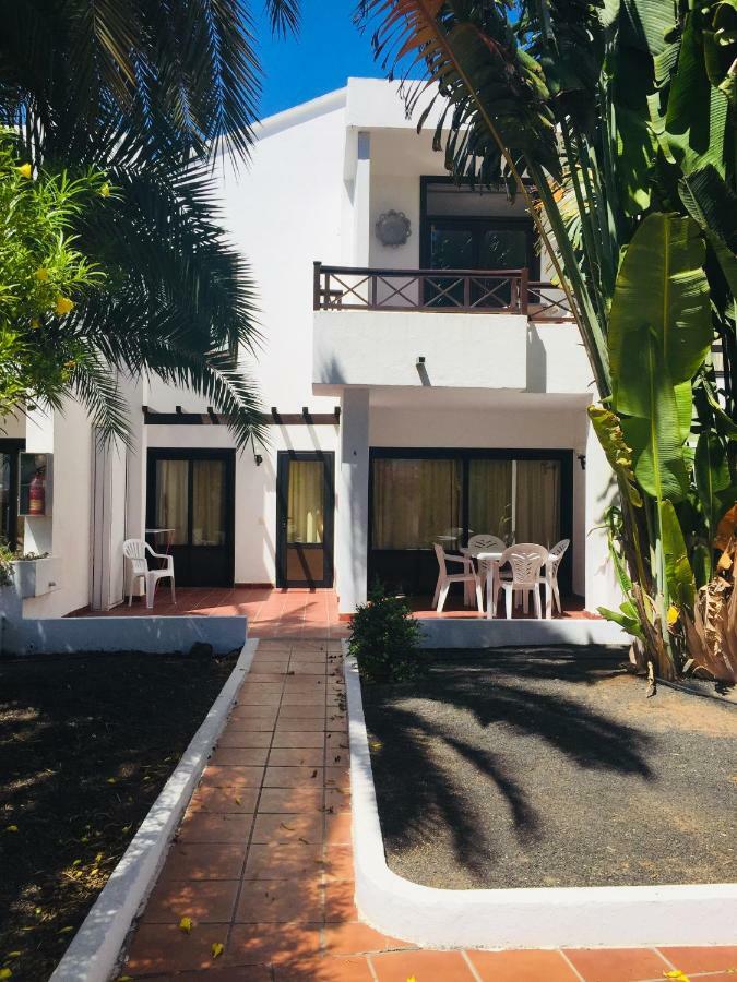 Apartamentos Maribel ปูแอร์โตเดลคาร์เมน ภายนอก รูปภาพ